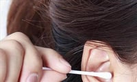 Ear Beauty Care and Tips 
